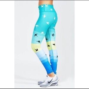 Noli Yoga Mint Bird Athletic Leggings